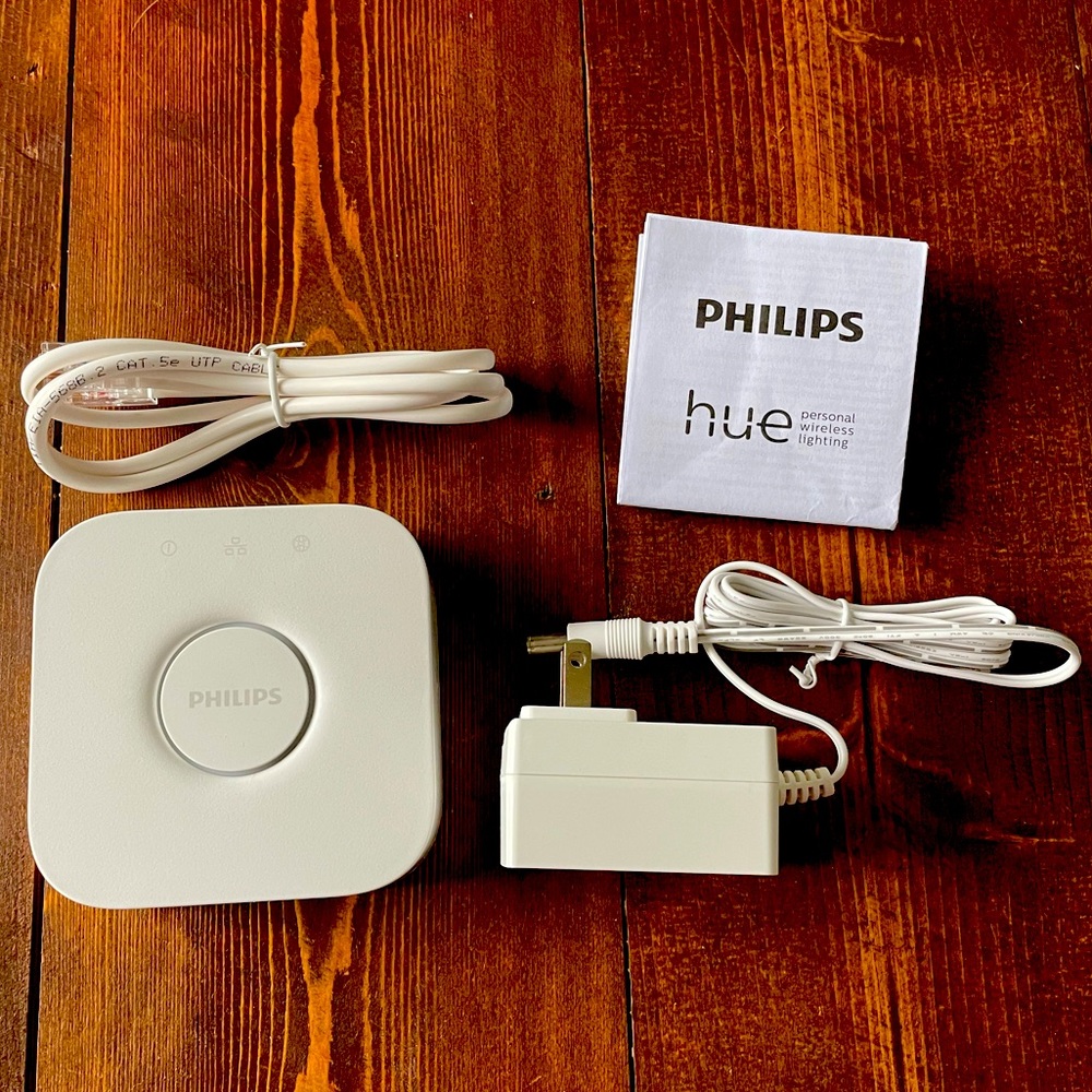 Philips Hue Smart Hub - NWOB